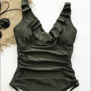 Cupshe One Piece Bathingsuit